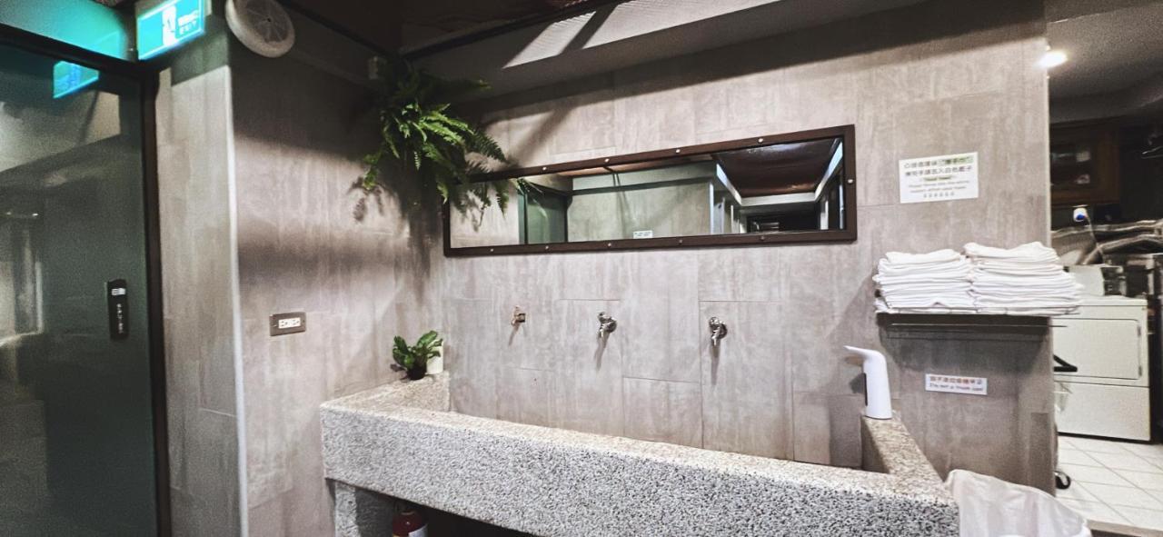 拉開門輕旅 Le Passage Hostel Taipei Exterior photo
